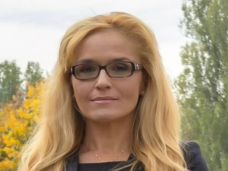 Десислава Иванчева излиза на свобода, вицепрезидентът Йотова я помилва