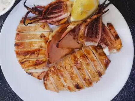 Рецептата на леля Станка от Созопол за най-вкусните калмари ще ви направи кулинарен бог
