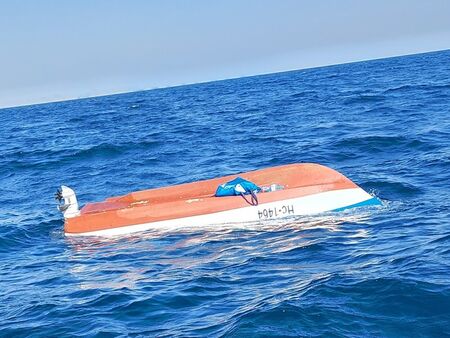 Екшън в морето край Несебър - доброволци спасиха 4 бедстващи души