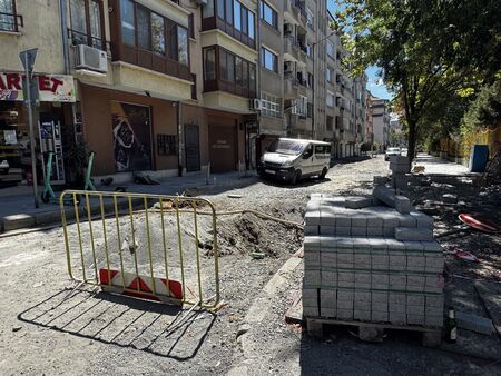Започва мащабен ремонт на ул. „Дебелт“ в бургаския в ж.к. „Възраждане“