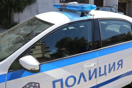 17-годишно момче с положителна проба алкохол и дрога подкара кола и катастрофира