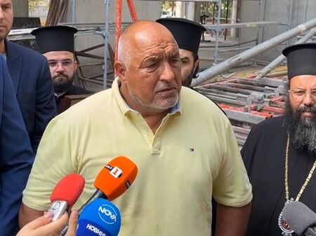 Борисов: Няма страшно, нали българите ходят в Гърция, там е в евро