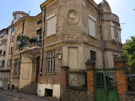 Трагедия! Откриха 35-годишния Тодор мъртъв в тази къща в центъра на Бургас (ВИДЕО)