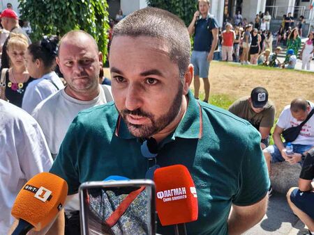 Бащата на Сияна дойде в Бургас: Тук съм, за да няма повече убити деца