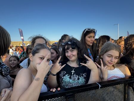 Teen Boom Fest счупи рекорди на Морска гара в Бургас, 8000 души куфяха заедно с изпълнителите