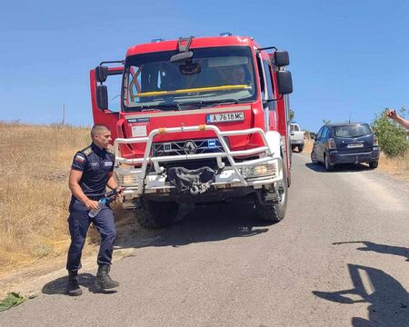Бургас отпуска средства за спешна подкрепа за огнеборците след серия опустошителни пожари