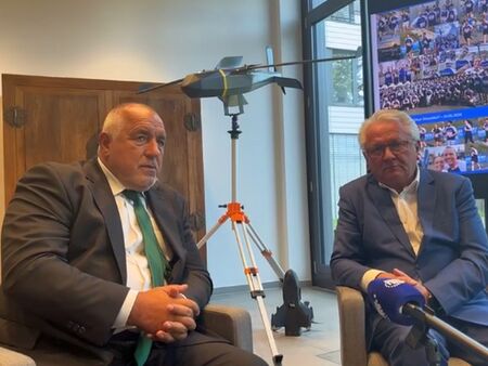 Лидерът на ГЕРБ с нов гаф: "Viele Danke" от Бойко към "Райнметал“