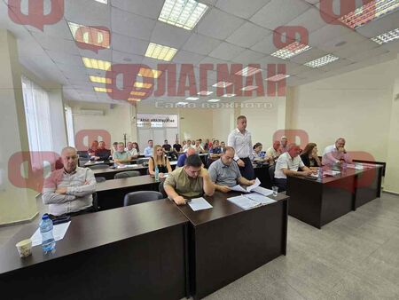 Близо ли е разпадът на Догановото ДПС в Айтос?