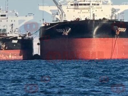 Ужасна миризма се носи от танкери край Несебър, не се диша, споделят рибари и бият тревога