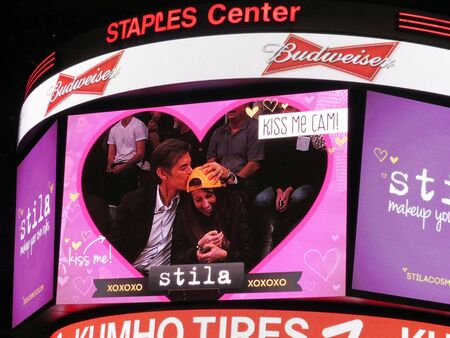 Kiss Cam - неизменна част от чара на спортното развлечение