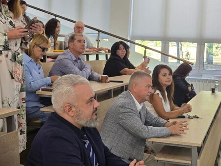 Майсторски клас за първите лекари, дипломирани в Бургаския държавен университет „Проф. д-р Асен Златаров“