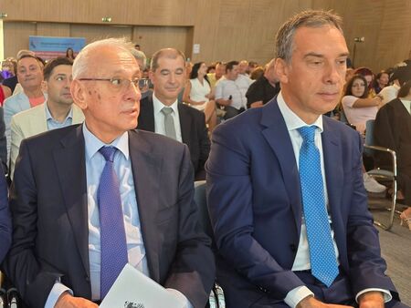 Здравният министър разкри дали предстои увеличение на потребителската такса