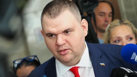 Пеевски: Няма да позволя някой да тресе страната