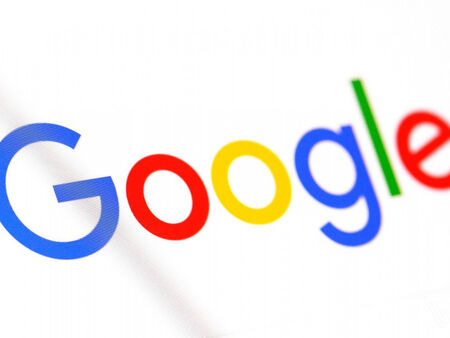 Google ще замъглява сателитни изображения в Южна Корея