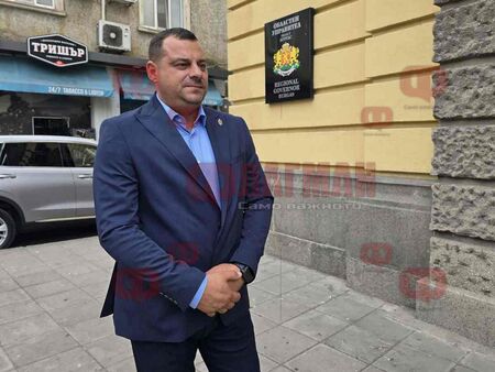 Областният управител Владимир Крумов сезира МВР за фалшива обява за продажба на държавен имот в Сарафово
