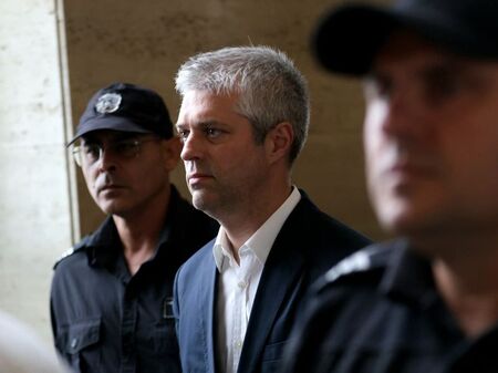 Ггледат мярката за неотклонение на арестувания варненски кмет