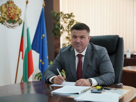 Областен управител от ГЕРБ припозна "Новото начало"