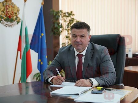 ГЕРБ сложи край на сагата с областния управител на Разград, „отлюспиха“ го
