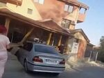 Автомобил се вряза в кафе-закусвалня
