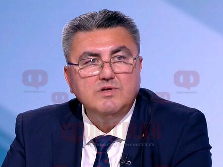 19 авери на Ахмед Доган в Бургаско репресирани от службите, тормозят и Севим Али, разкри депутат