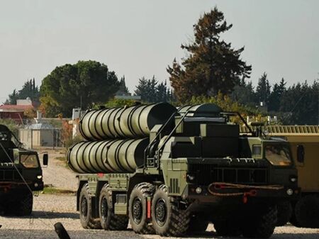 Русия удвоява производството на ракети С-400