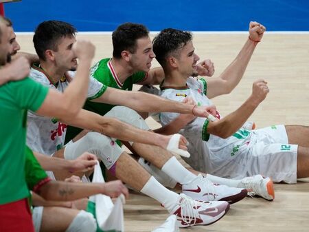 България излиза срещу Чехия на 1/2-финала на Световното по волейбол