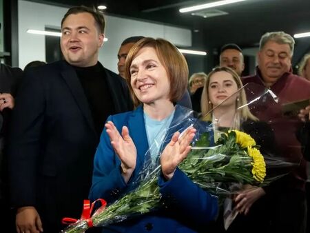 Утре Молдова пак решава дали остава в ЕС или обратно в Русия