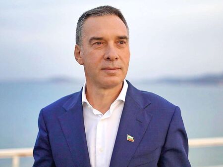 Димитър Николов към възрастните хора: "Винаги ще търсим начин да ви помагаме и подкрепяме"