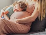 Утре ще се изплатят обезщетенията за бременност и раждане