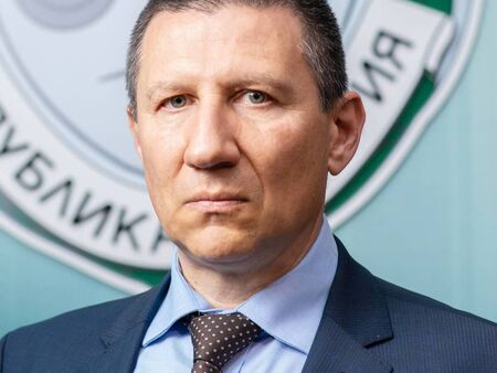 ВКС: Борислав Сарафов вече не е и.ф. главен прокурор