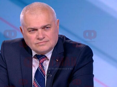 Готови ли сме за война с дронове? Украинците ги обстрелват с пушки, а ние ще използваме скъпи ракети
