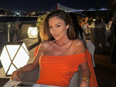 Моника Валериева става напълно естествена - маха силикона