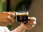 Плащаме 10 ст. такса за чашата на кафето
