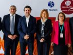 България показва изкуството на винения туризъм пред света