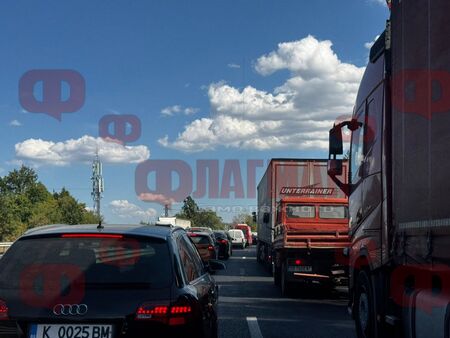 4 пъти следобед за по 30 минути ще се спира изцяло трафикът по АМ "Тракия"