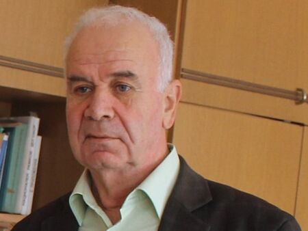 Отиде си медицинско светило на Айтос, лекари и кметът скърбят