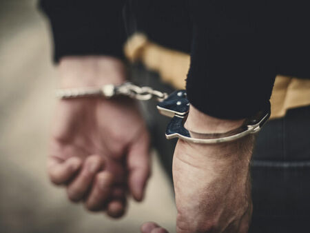 Бившият кмет на Кърджали Хасан Азис и още трима получиха обвинения
