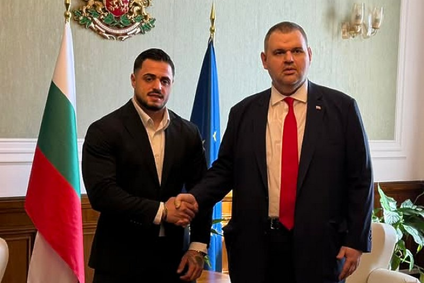 Карлос Насар излезе с позиция след срещата с Пеевски
