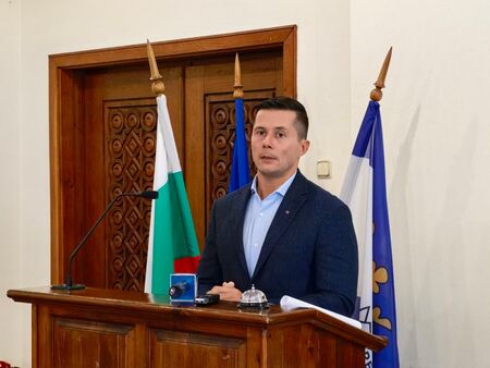 Новата болница в Царево ще е една от най-модерните в страната, изграждат я до 3 години