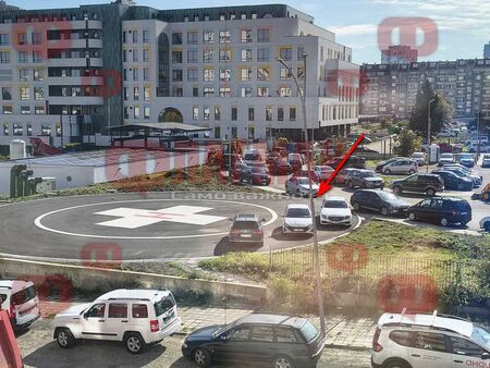 Бургазлия пита: Площадката за спешния хеликоптер ли е новият паркинг в жк. "Зорница"?
