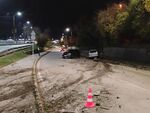 Пиян полицай помете колата на семейство от Перник