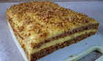 Неустоимата торта на баба с 10 лъжици орехи: Вкус, ще ви плени!
