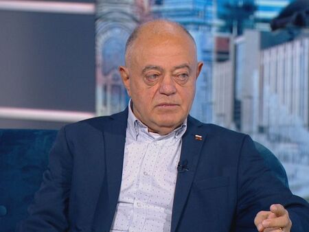 Ген. Атанас Атанасов: Костов продаде рафинерията на "Лукойл", защото смяташе, че Русия ще влезе в ЕС