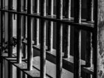 Драма с изнасилвач във Великобритания