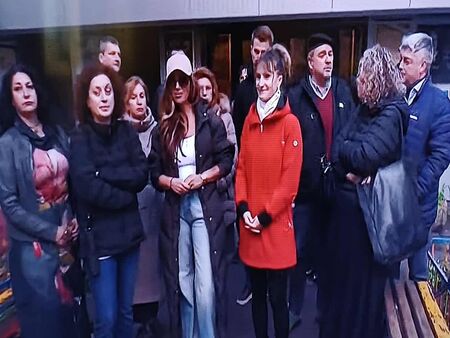 Родители подкрепиха актьора Росен Белов! Съдът решава дали да остане зад решетките