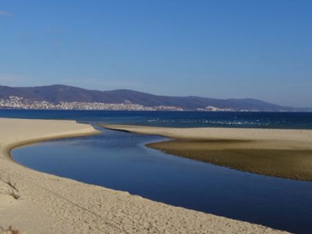 Полицията откри безжизнено тяло в река Хаджийска в Слънчев бряг