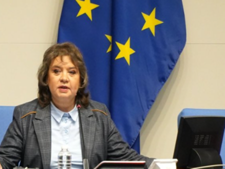 Киселова: Оттеглям се, за мен беше чест