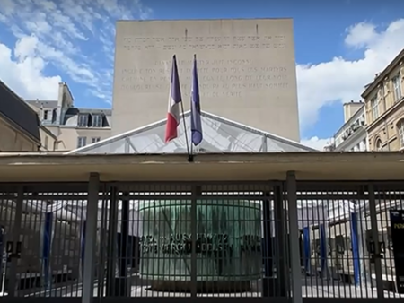 Гърми международен скандал в Париж, замесени са четирима българи