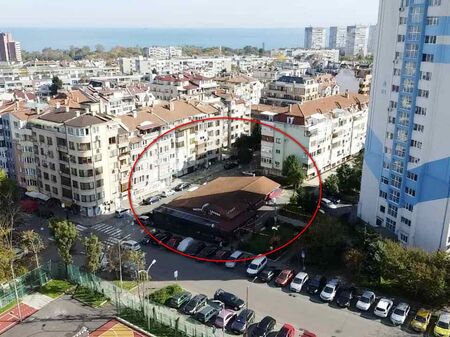 Жителите на блок 81 в ж.к. „Лазур“ с отчаяно писмо до ОбС-Бургас, искат да се развали договорът за земята под фурната