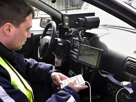 Почти половината от хванатите с превишена средна скорост са чужденци